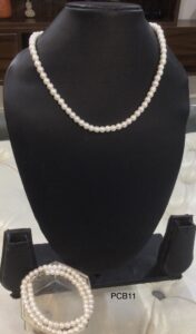 Pearl Chain with Bracelet