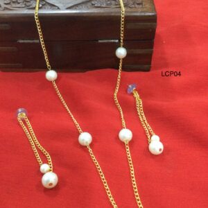 NECKLACE -Long Golden Chain with Pearl